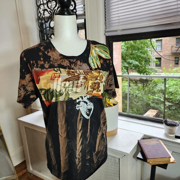 Handmade Upcycled Boho T-Shirt – Bleach-Dyed & Floral Patch Design - Picture 3 of 16